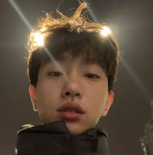 <em>Aaron Chang</em>